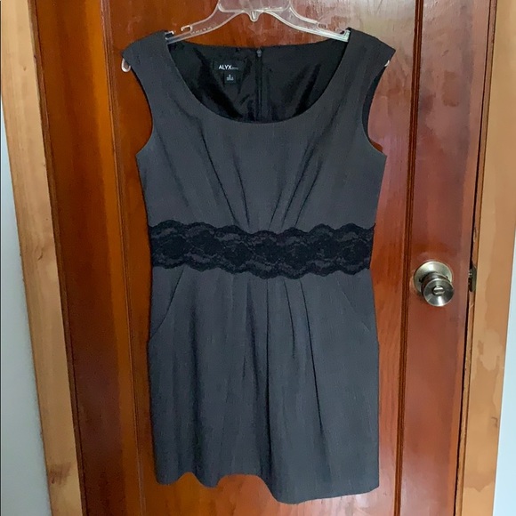 Mini dress - Picture 1 of 3